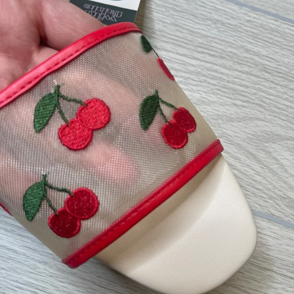Wild Fable Cherry Embroidered White Mesh Red Trim Slip On Flat Slides size 9 New